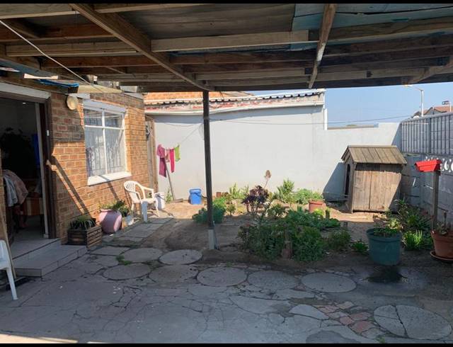 3 BEDROOM HOUSE FOR SALE IN LENTEGEUR